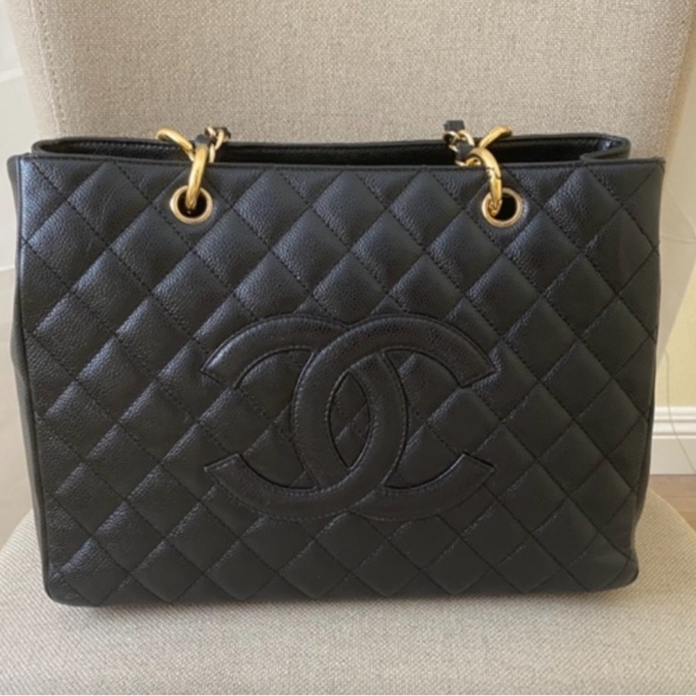 ✨Authentic Chanel GST Grand Shopping Tote